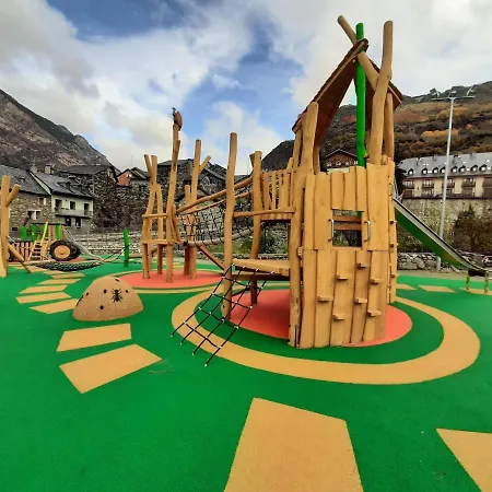 Apartman Bonic I Acollidor Triplex Amb Vistes Bohí